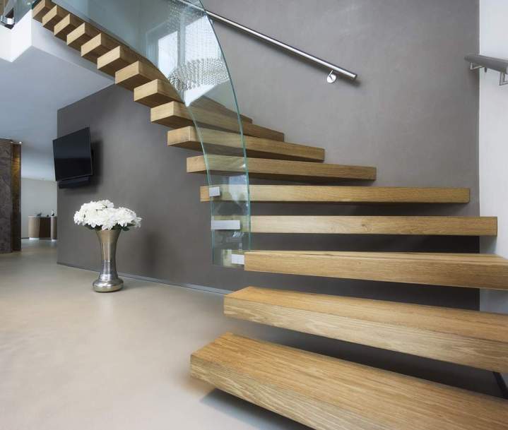 Travaux de pose d'escalier Bordeaux